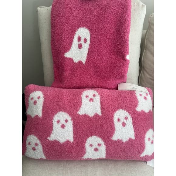 Cupcakes and Cashmere Viral Halloween Ghost Hot Pink Blanket and Pillow Set New - Picture 1 of 9
